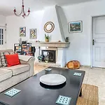 Serena - Magnificent Four Bedroom Villa *