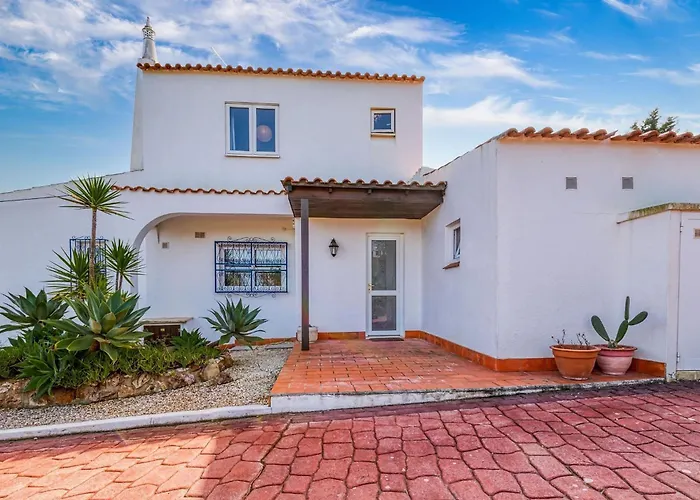 Villa Serena - Magnificent Four Bedroom