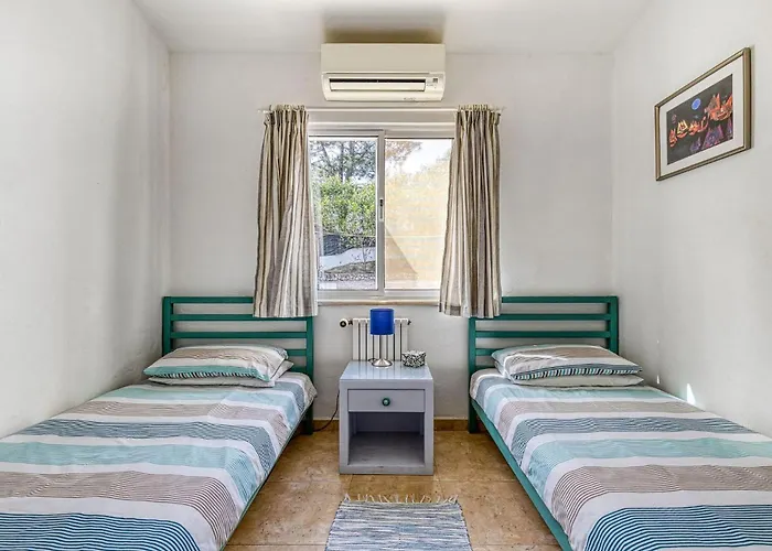 Serena - Magnificent Four Bedroom *