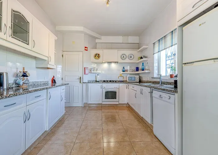 Serena - Magnificent Four Bedroom Villa *