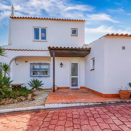 Villa Serena - Magnificent Four Bedroom