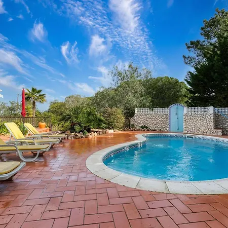 Villa Serena - Magnificent Four Bedroom Lagoa (Algarve)